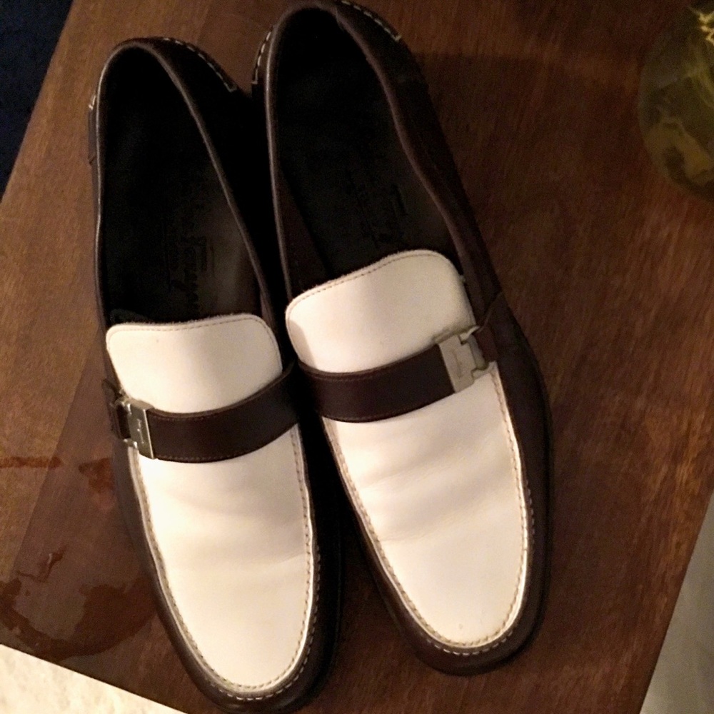 Vintage Ferragamo loafer